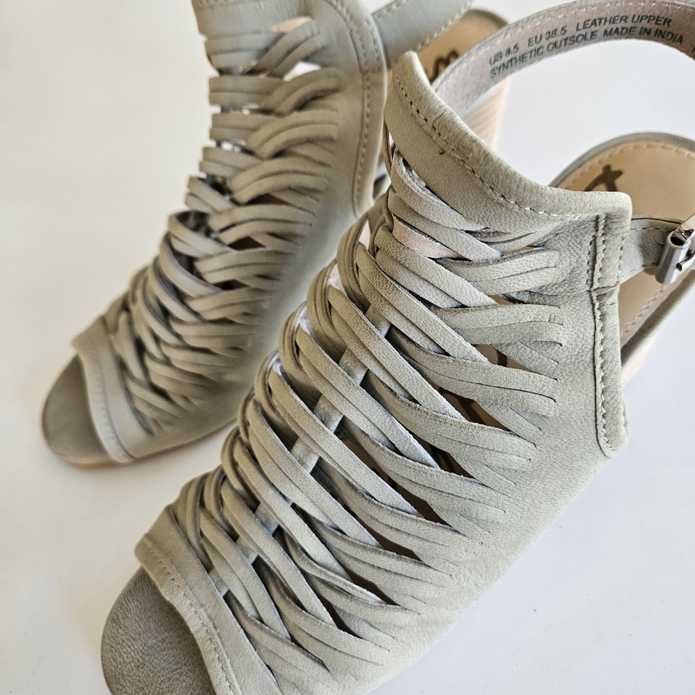 Women's Strappy Open-Toe Heeled Sandals in Light Taupe